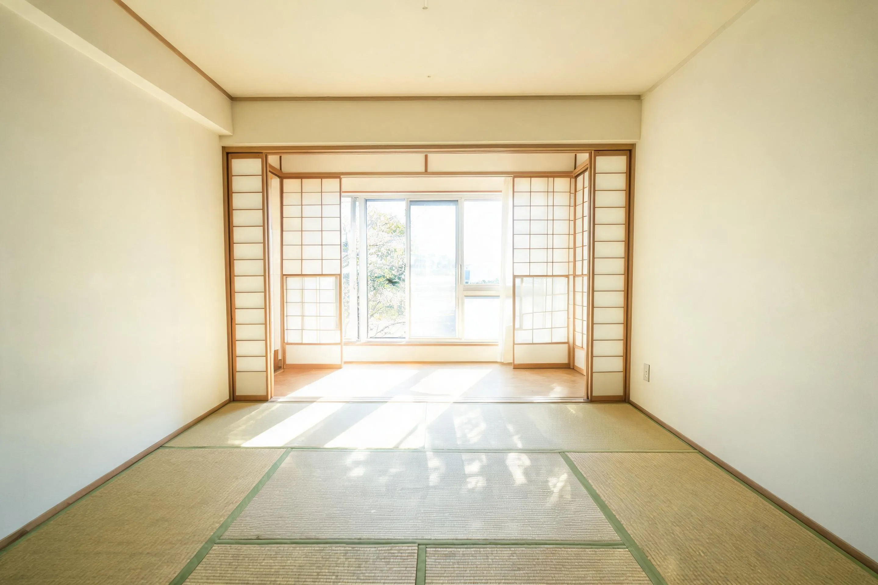 引越し当日の最終チェックリストと空っぽになった部屋